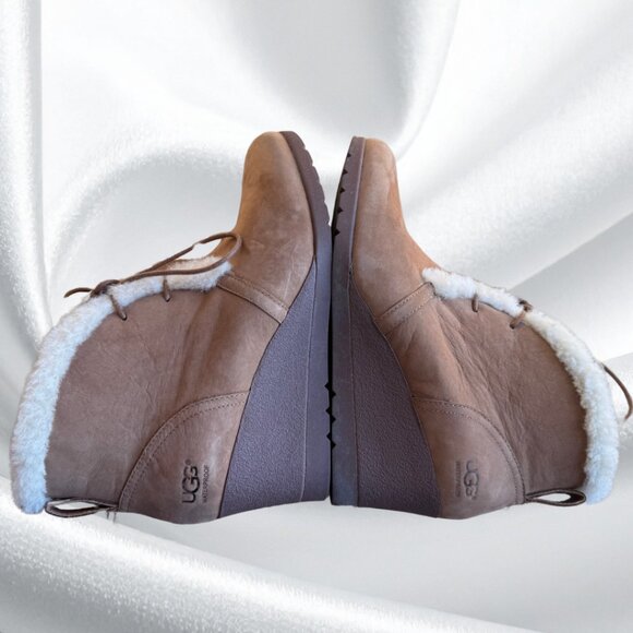 UGG Jeovana Waterproof Wedge Ankle Boots Women Size 9.5 Tan Chestnut Suede - Picture 10 of 14